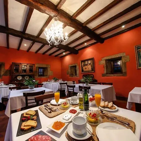 Rectoral De Cines 4*