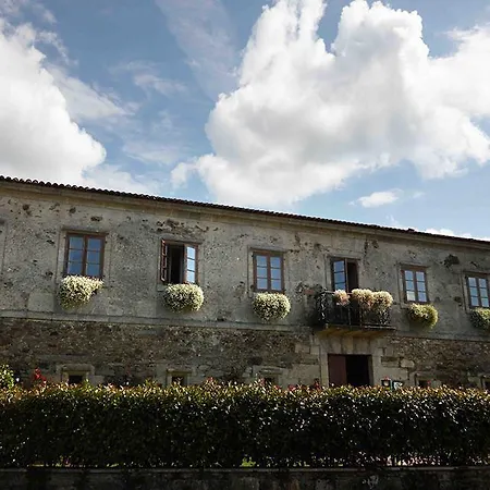 Rectoral De Cines Hotel Oza de los Ríos