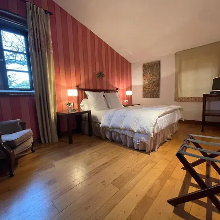 Hotel Rectoral De Cines 4*