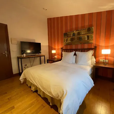 Rectoral De Cines Oza de los Ríos