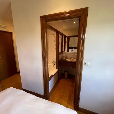 Rectoral De Cines Hotel