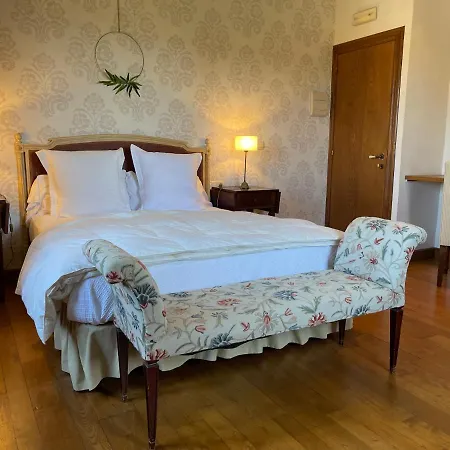 Rectoral De Cines 4*