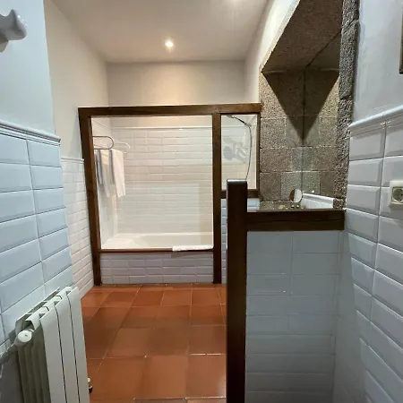 Rectoral De Cines Hotel Oza de los Ríos