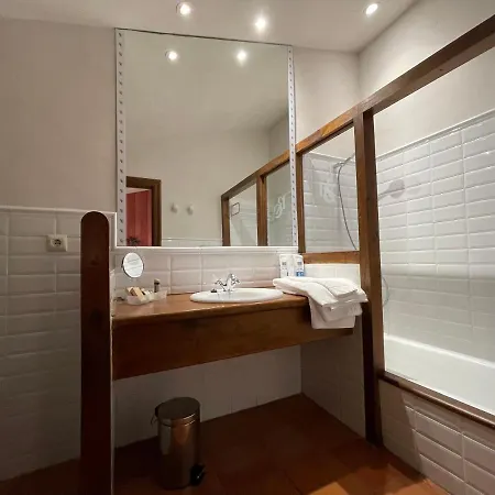 Rectoral De Cines 4* Oza de los Ríos