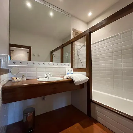 Rectoral De Cines Hotel