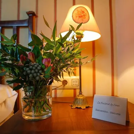 Hotel Rectoral De Cines