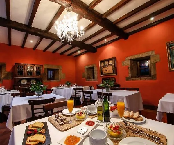 Rectoral De Cines 4*