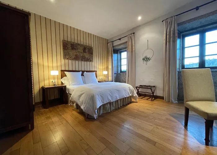 Hotel Rectoral De Cines Oza de los Ríos