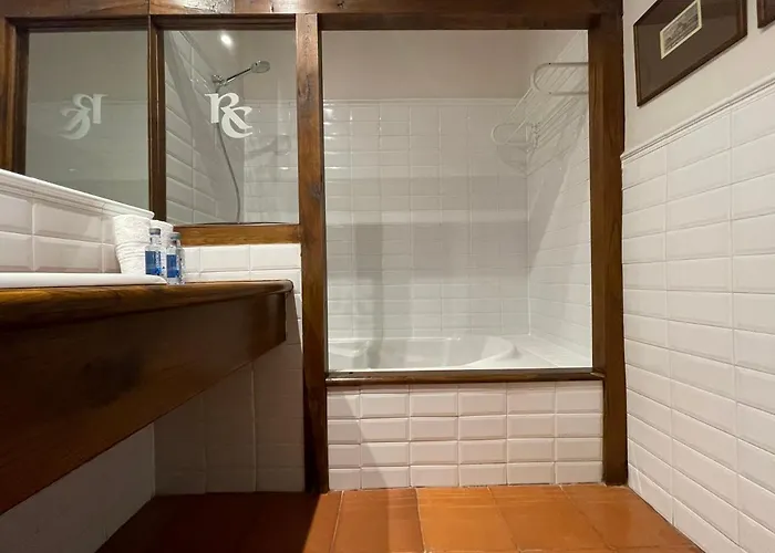 Hotel Rectoral De Cines 4*